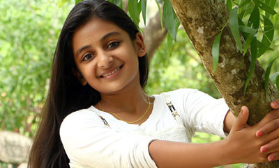 Drishyam kid Esther Anil to make her heroine debut in KOLLYWOOD - Telugu News - IndiaGlitz.com
